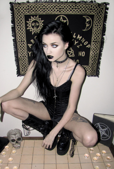 Goth teen