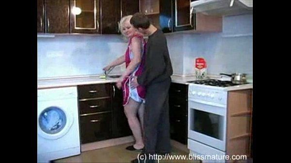 Canine recommendet kitchen mother son