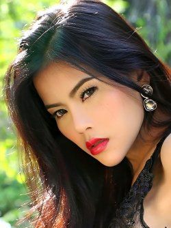 Asian girl with hude rack