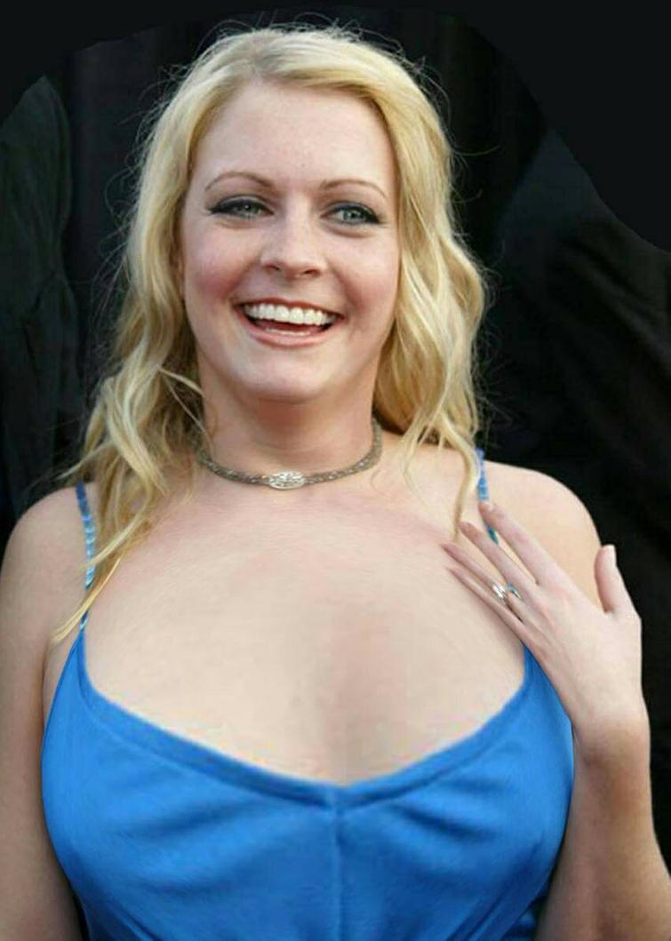 Melissa joan hart boobs