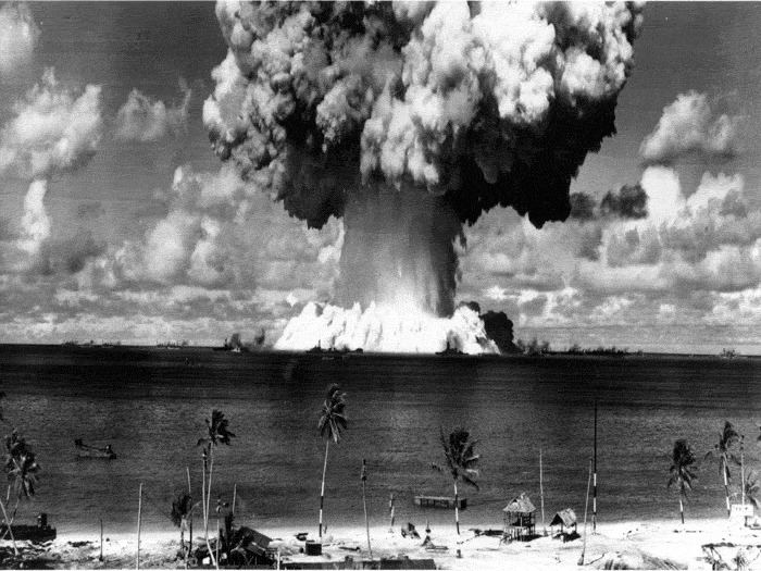 Atom bomb test at bikini island