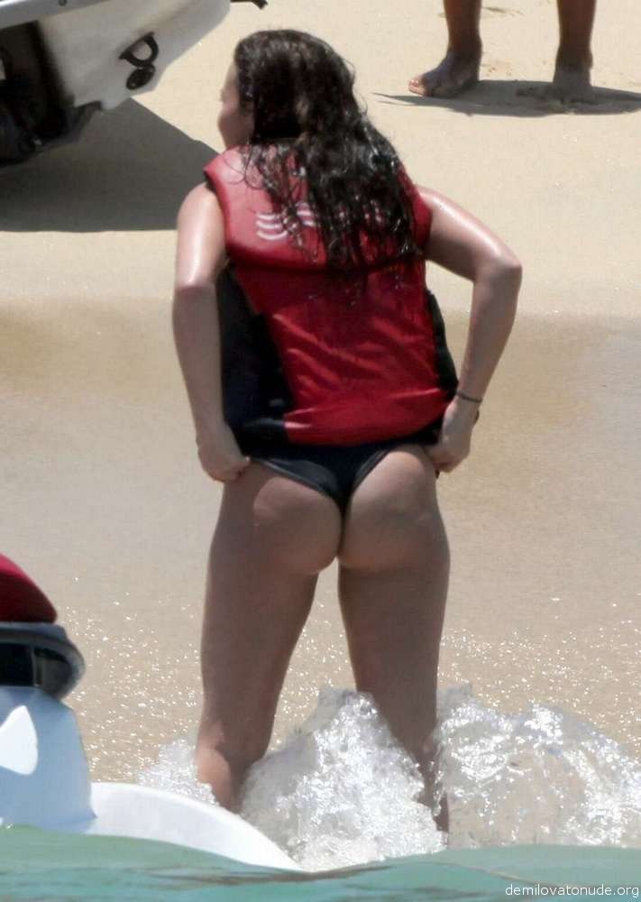 best of Lovato ass bikini Demi