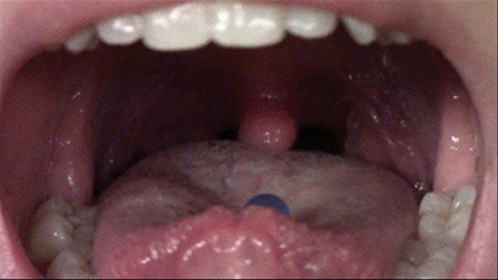 Bathtime mouth inspection teeth gums tongue